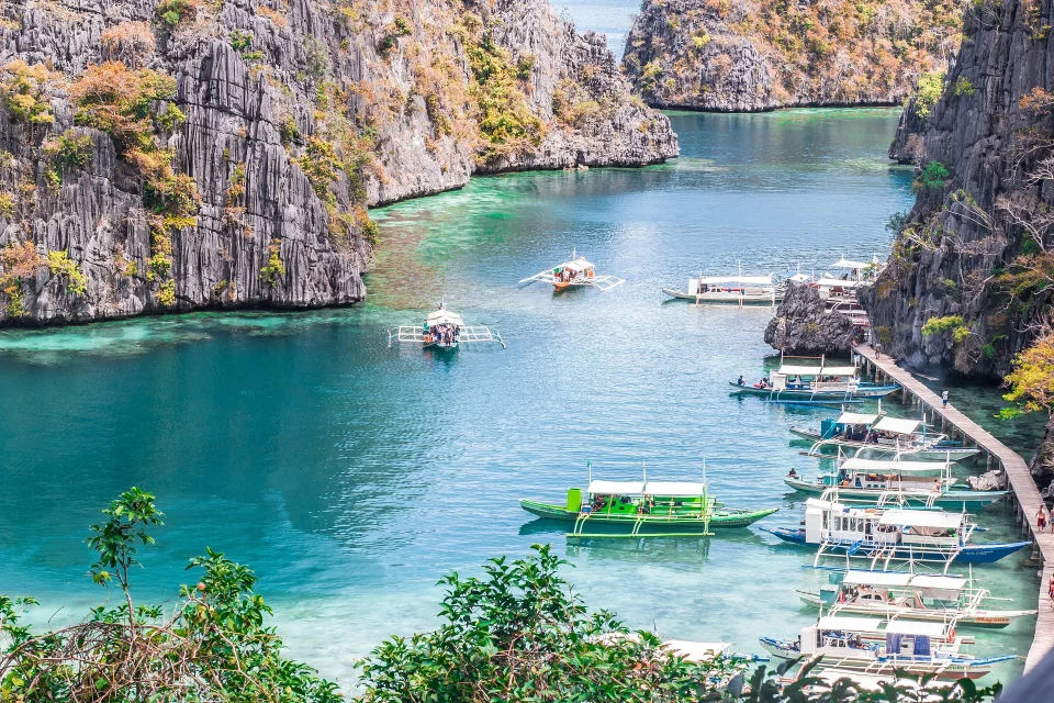 Amazing and interesting facts about Philippines in hindi